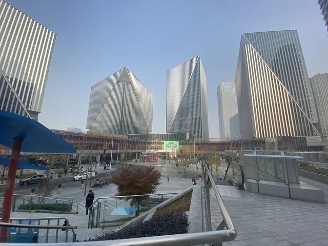 德国队主帅辞职，留任愿望落空，其年薪约700万至800万欧元，若被解雇将获七位数遣散费，德国足协：在沉重打击后，不能让一切简单回归原样